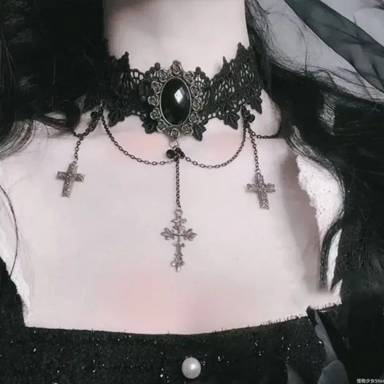 Neo-Gothic Clavicle Choker