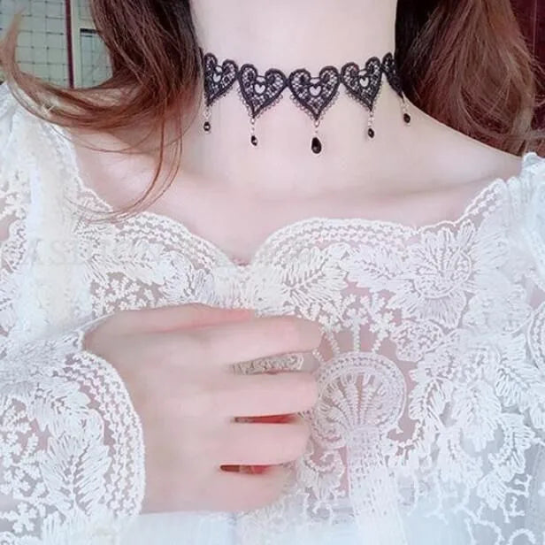 Neo-Gothic Clavicle Choker