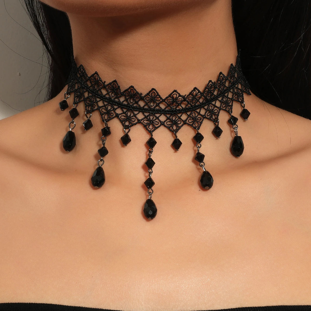 Neo-Gothic Clavicle Choker