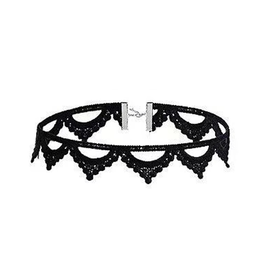 Neo-Gothic Clavicle Choker